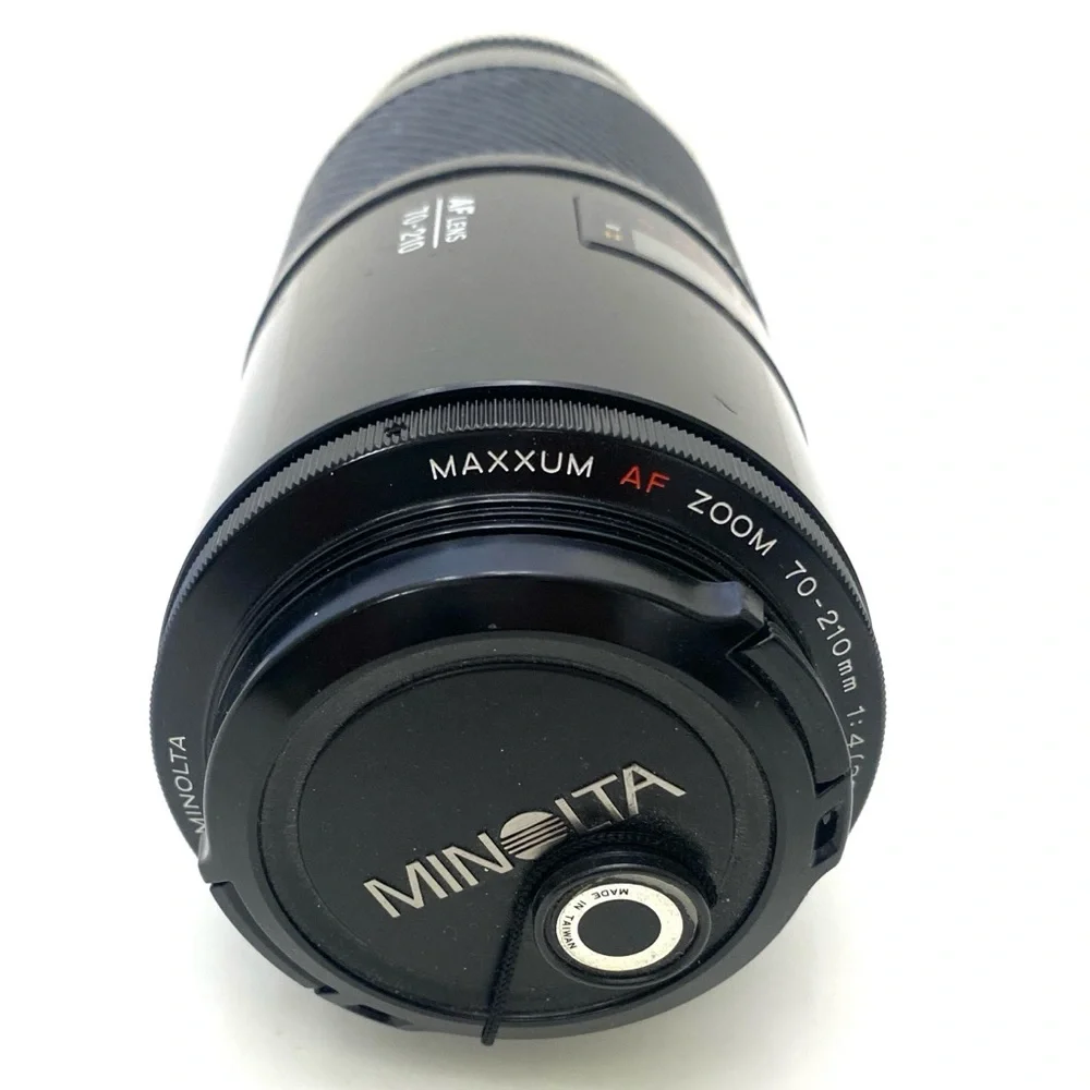 Minolta MAXXUM Zoom AF 70-210mm 1: 4 (32) Macro Camera Lens